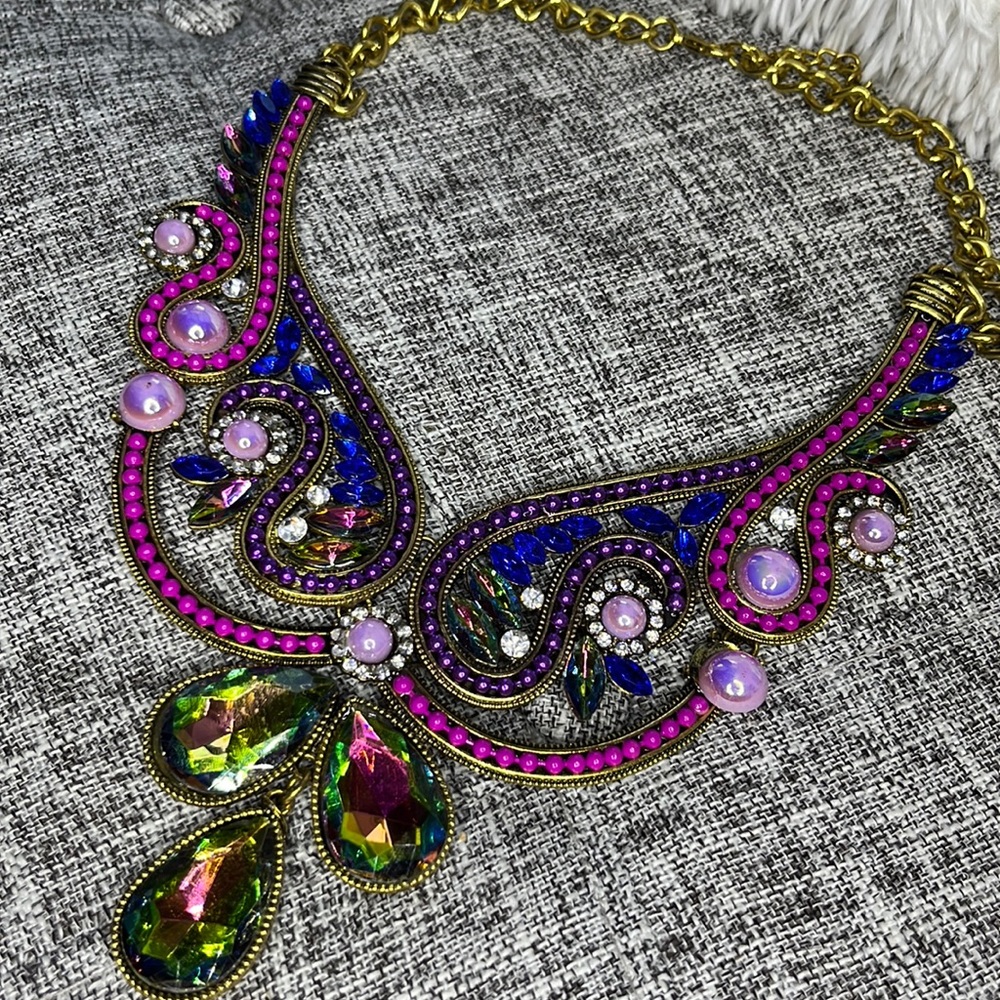 Enchanted statement necklace